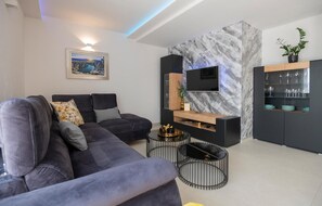 TV, table football, ping pong
