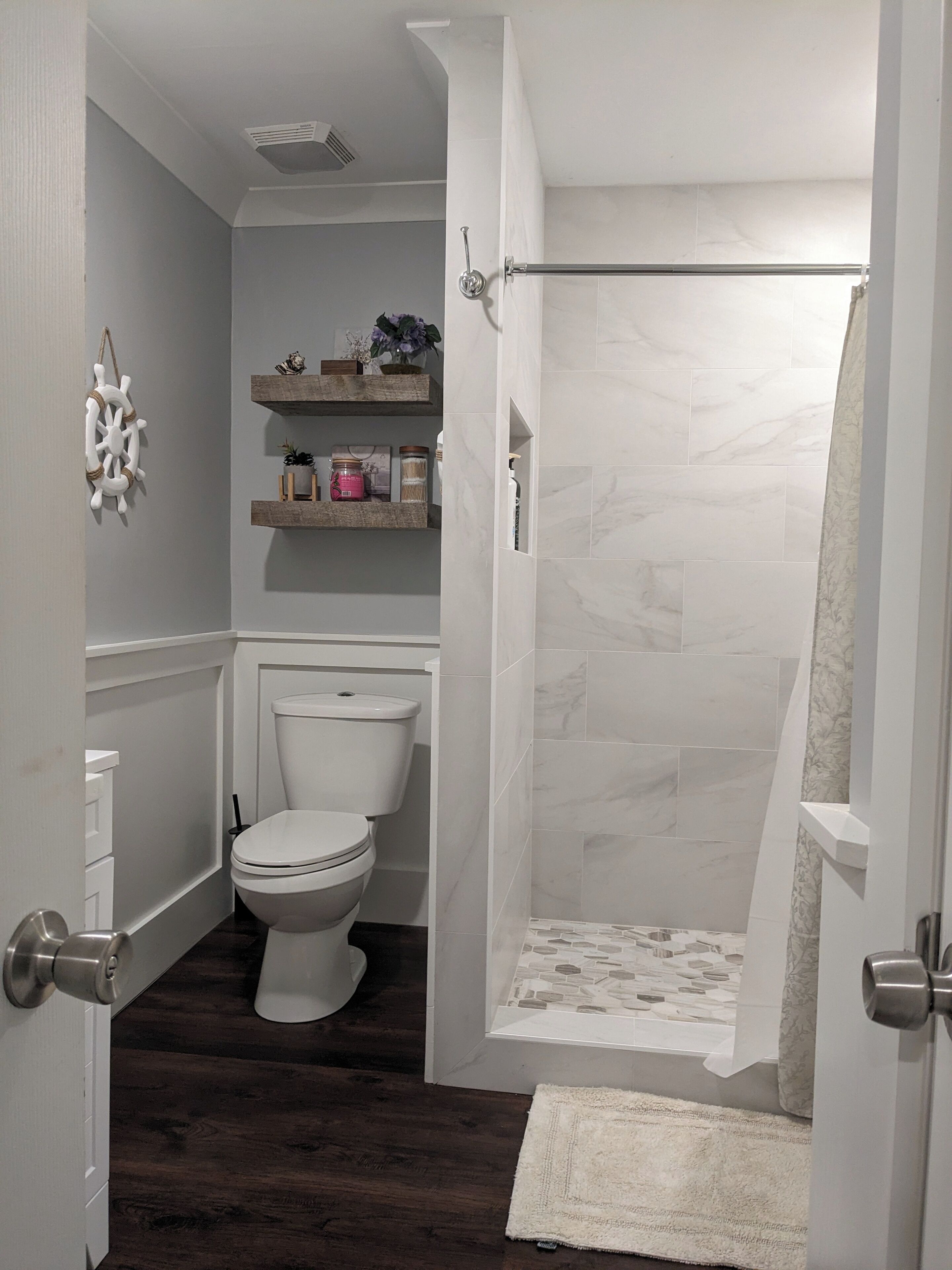 Bathtub, hair dryer, towels, soap