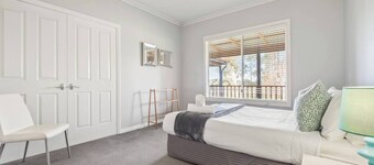 Burton Farmhouse Reconnect with Nature and Family