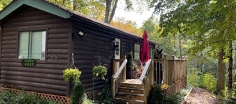 Mountain  Cabin 10min Casino Pets AC Fire pit