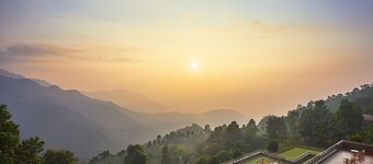 Taj Chia Kutir Resort & Spa Darjeeling