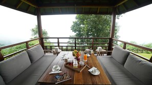 Suite (Makaibari Suite, Gazebo) | Balkong