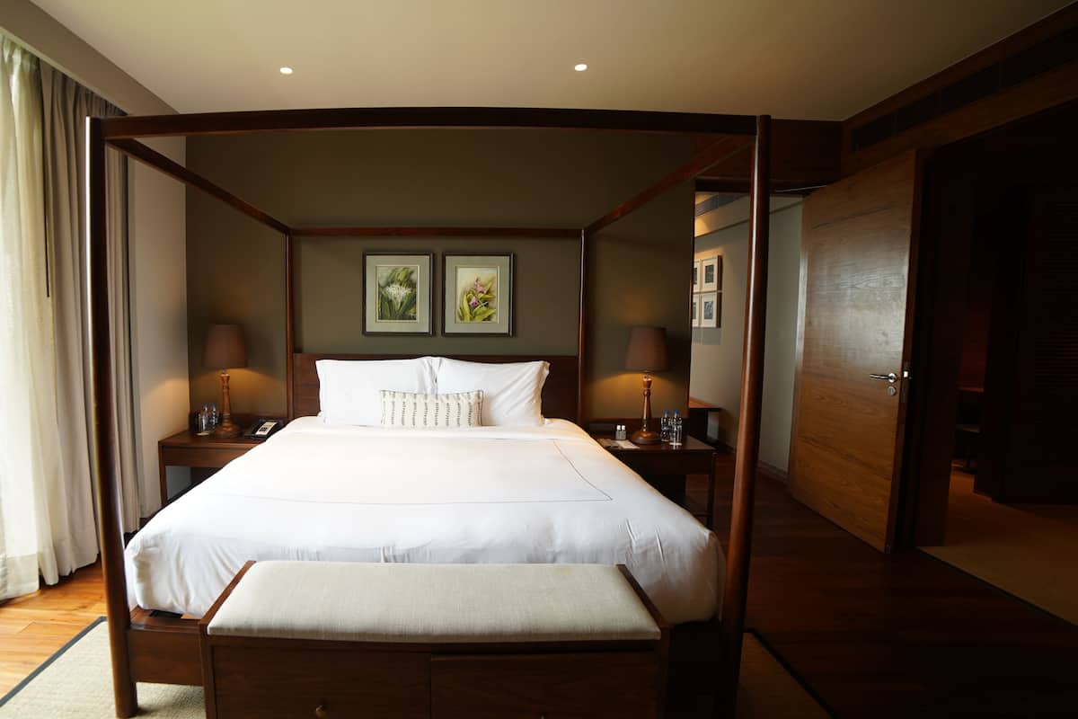 ห้องสวีท (Makaibari Suite, Gazebo) | เครื่องนอนระดับพรีเมียม, ผ้านวมขนเป็ด, เตียงพร้อมฟูกเสริมที่นอน