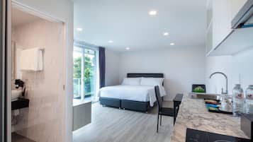 King Suite Long Terrace