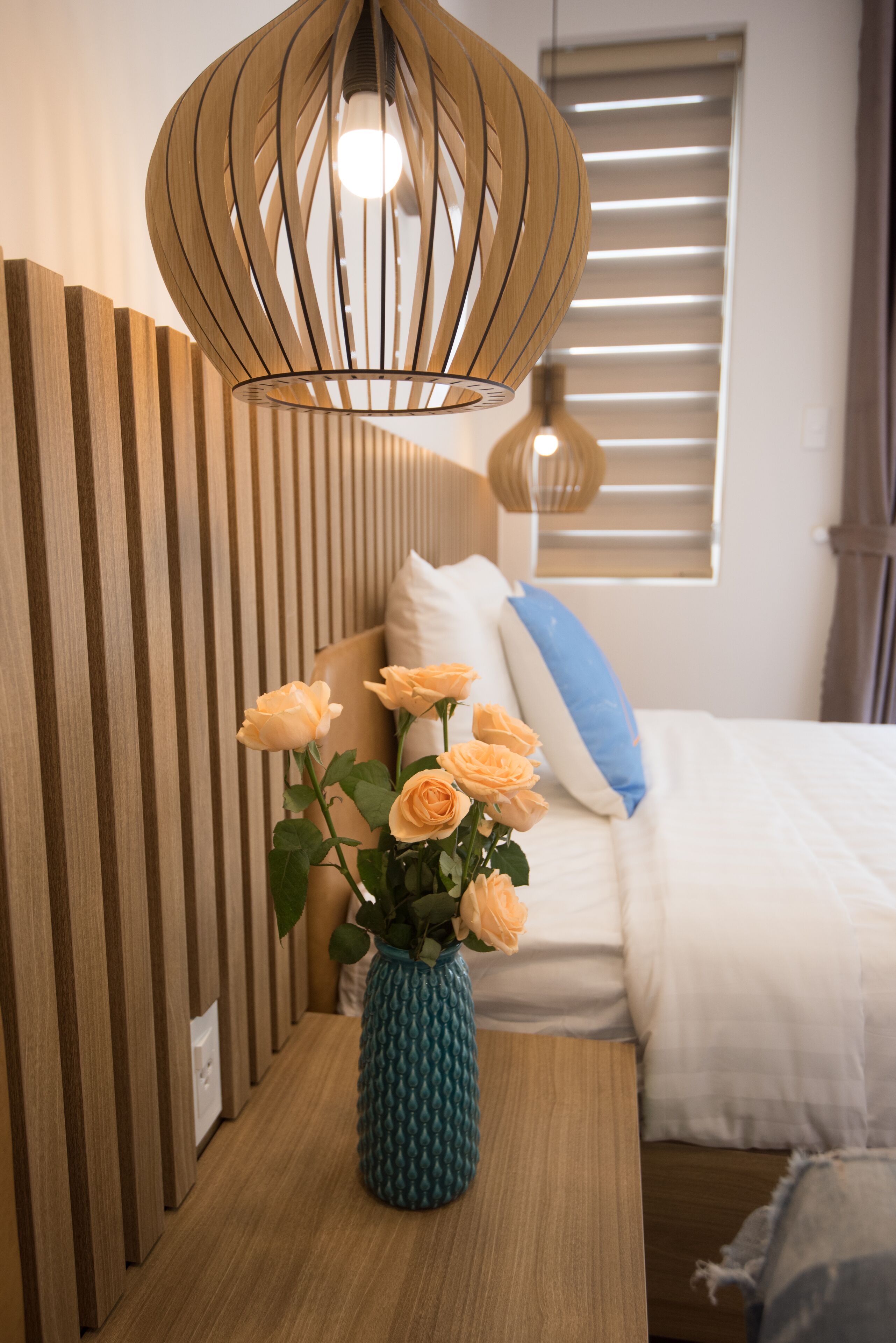 Ropa de cama de alta calidad, colchones con efecto memoria y minibar 