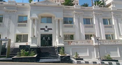 Royal Jewel Al Raml Hotel