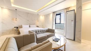 Suite Junior | 1 chambre, literie de qualité supérieure, couette en duvet d'oie, bureau