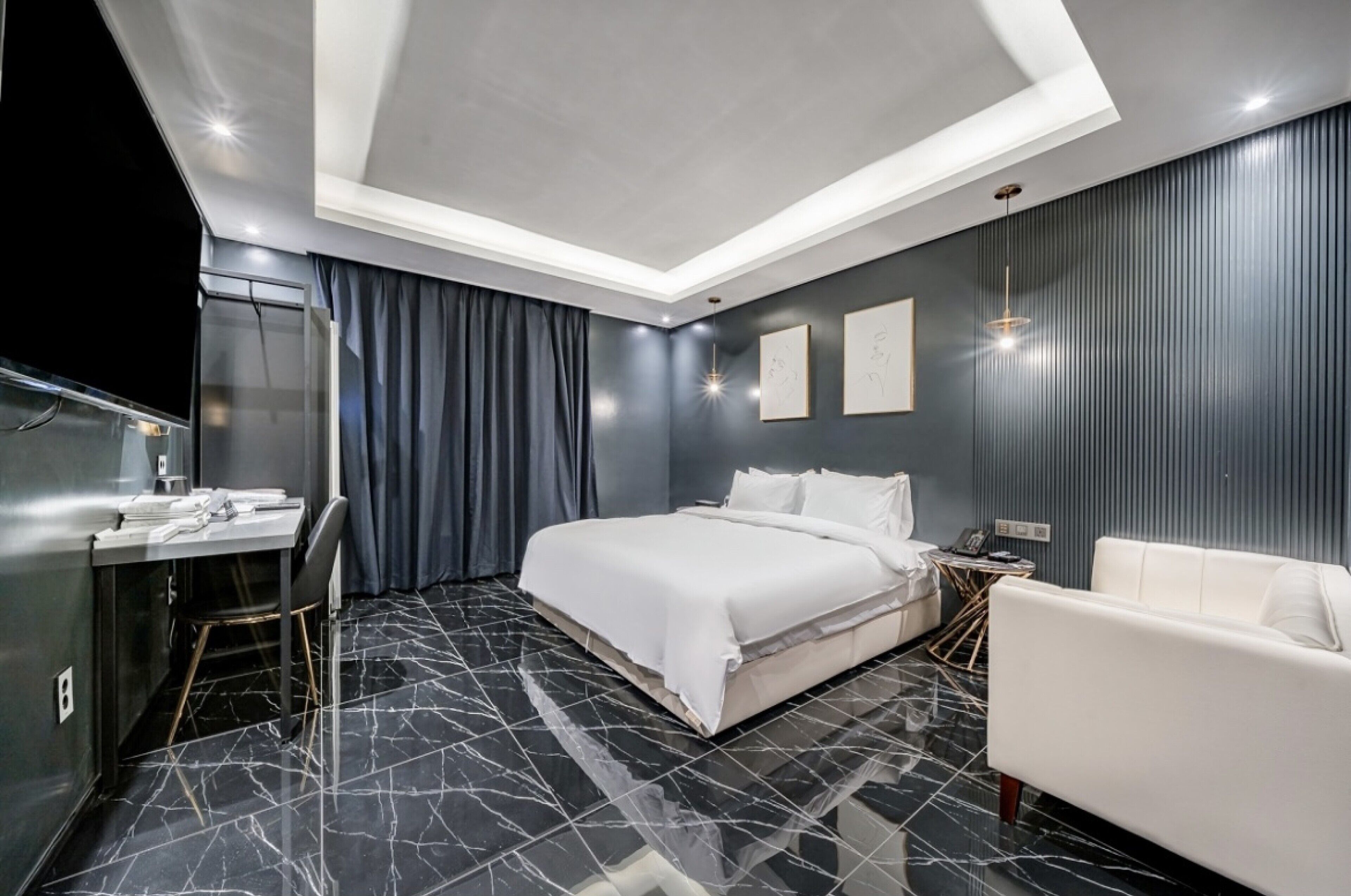 deluxe double room | 1 bedroom, premium bedding, down duvets, desk