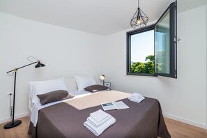 Appartement (Apartment LuNi - Three Bedroom Apartm) | 3 chambres, fer et planche à repasser, lits bébé (en supplément)