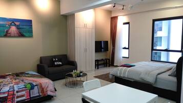 Habitación cuádruple Elite | 1 dormitorio, escritorio, espacio para trabajar con un portátil