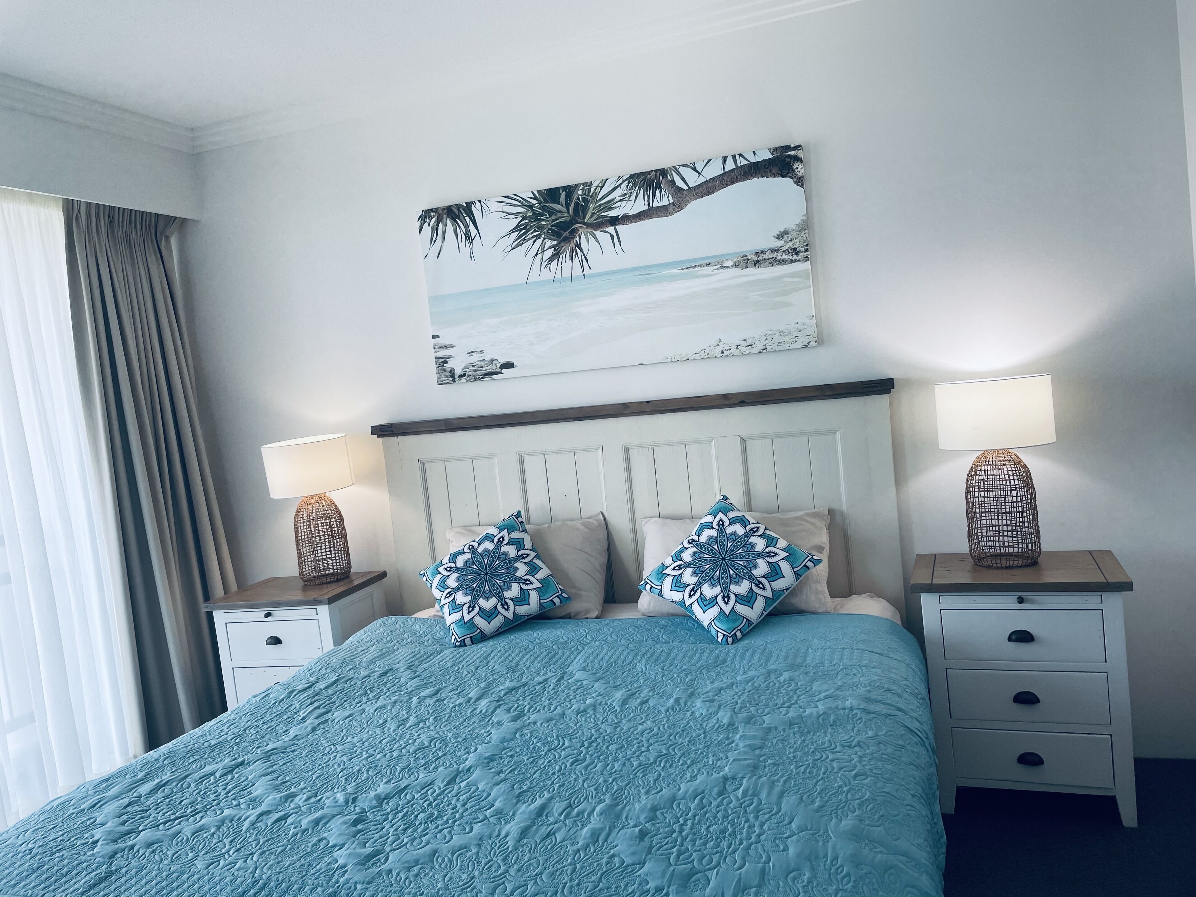 Crown Towers Private Holiday Apartment- Surfers Paradise — image 20