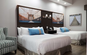 Caja de seguridad en la habitación y escritorio