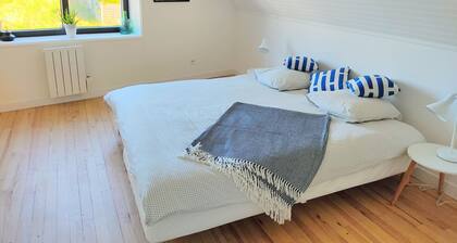 Charming home near top beaches of Penmarch