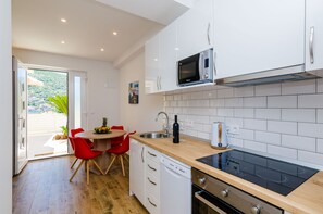 Apartment (Apartment Moon River - Two-Bedroom Ap) | Eigene Küche
