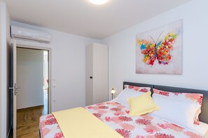 Apartamento (Apartment Moon River - Two-Bedroom Ap) | 2 dormitorios, tabla de planchar con plancha, cunas (de pago)