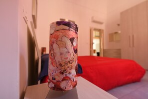 2 bedrooms, desk, iron/ironing board, free WiFi - Marco Holiday Apartment (Pescara)