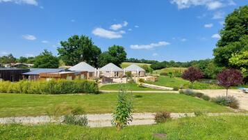 Fachada de la propiedad