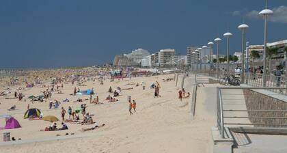 Gßte au coeur d'une village d'artistes - proche de l'Océan - vue sur le marais