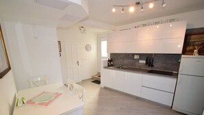 Apartment (Two Bedroom Apartment with Partial Se) | Private kitchen - Apartments Šulić - Apartment Sea Corner  (Dubrovnik)