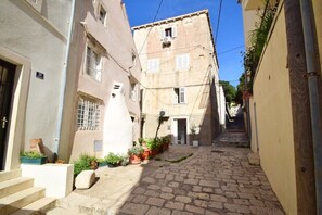 Appartement (Two Bedroom Apartment with Partial Se) | Extérieur