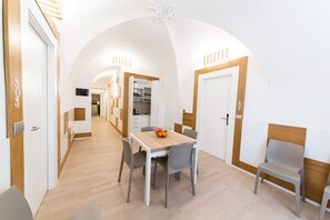 Espresso maker - The Uncle's House (Catania)