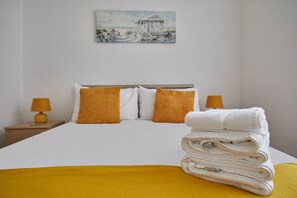 Apartment | 2 bedrooms, iron/ironing board, free WiFi