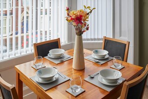 Apartment | Dining room