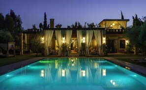 Indoor pool, a heated pool - Riad Jawad & Spa (marrakech)