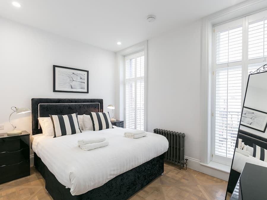 Standard One Bedroom Apartment | Soundproofing, cots/infant beds, free WiFi, bed sheets