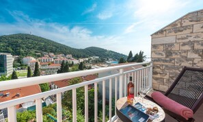Apartment (Two Bedroom Apartment with Terrace an) | Terrace/patio