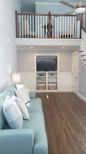 TV, fireplace, stereo, printers