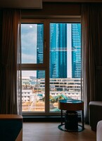 Ropa de cama de alta calidad, edredones de plumas, escritorio