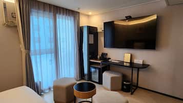 Ropa de cama de alta calidad, edredones de plumas, escritorio