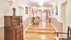 Hallway - Regency Mansions Apartment (Redcar)