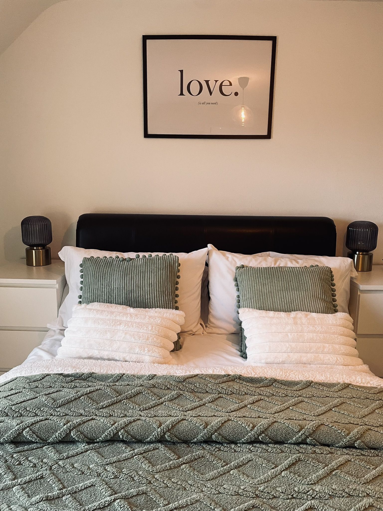 2 bedrooms, Internet, bed sheets