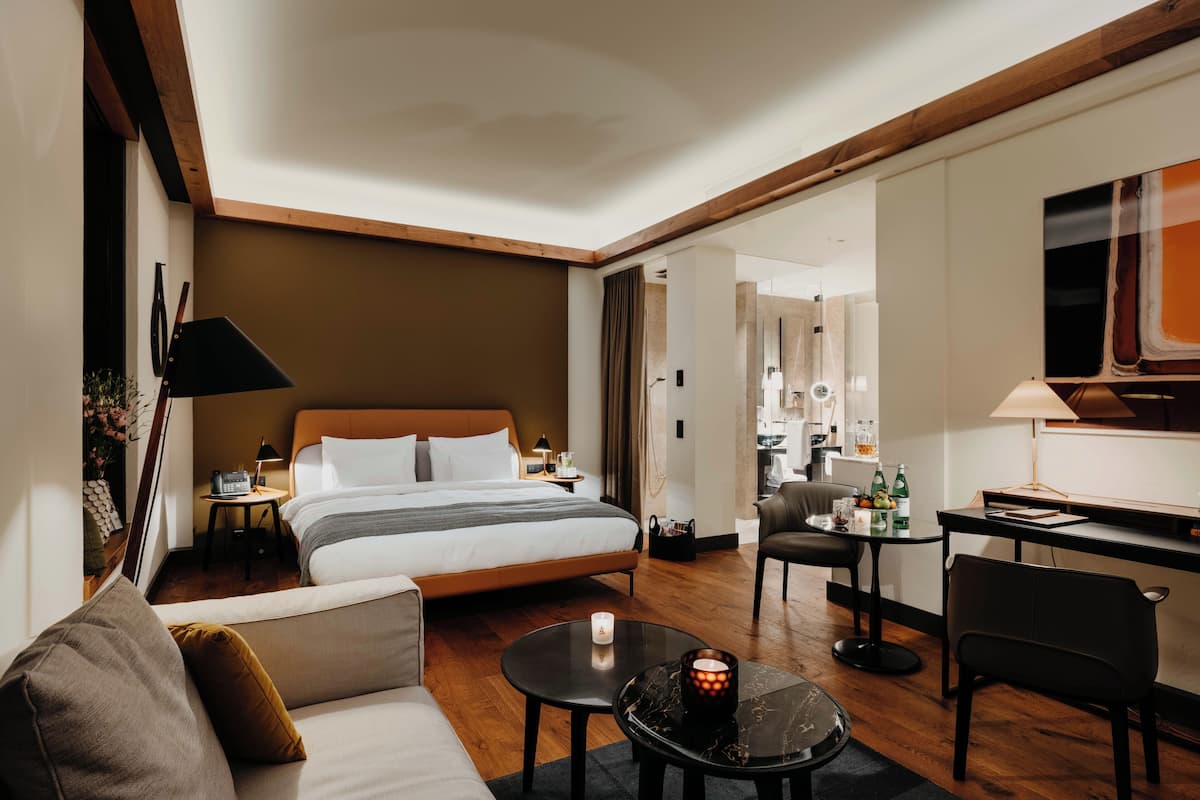 Smart TV, smart speakers