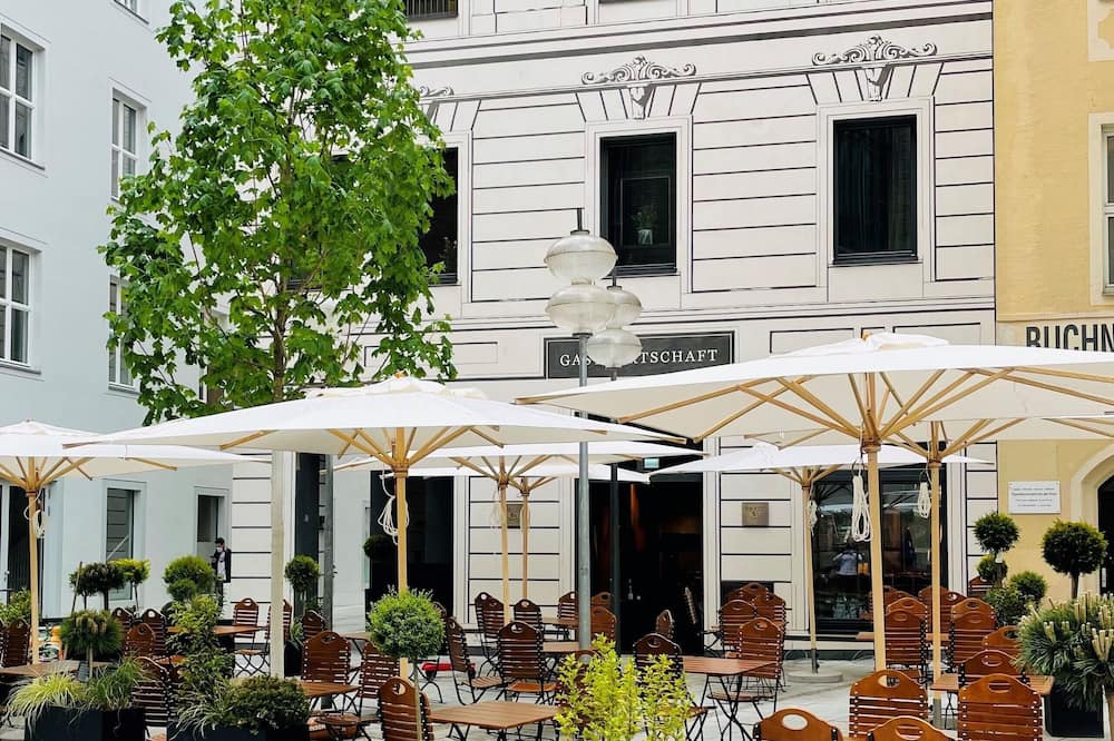DO & CO Hotel München