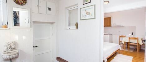 Studio (Studio Apartment) | Extérieur