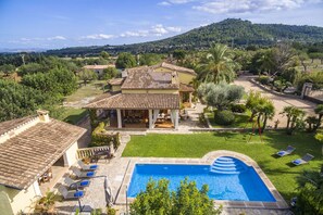 Pool - Finca with 4 bedrooms, 3 bathrooms, barbecue and pool (Inca)