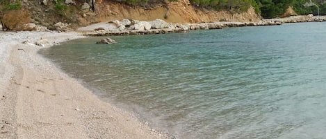 Apartemen (Three Bedroom Apartment with Balcony) | Pantai