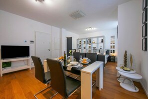 Family Studio, Mountain View (Little Lugano) | Dining - Little Lugano (Lugano)