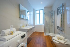 Family Studio, Mountain View (Little Lugano) | Bathroom