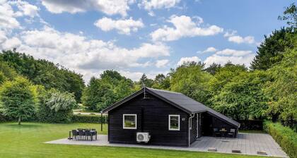 Amazing home in Farsø with WiFi