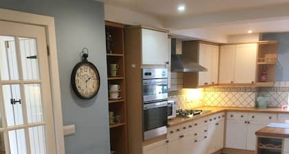 Attractive former stables located on beautiful Victorian private country estate