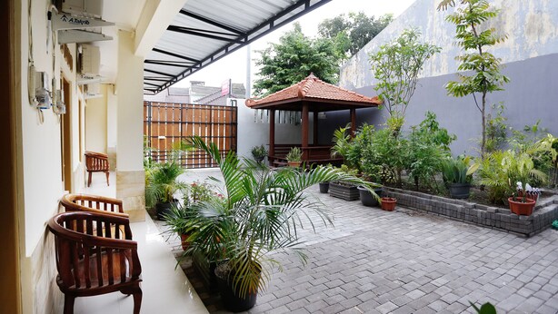 Unclassified image, 1 of 20, button - Life Ethes Exclusive (Depok)