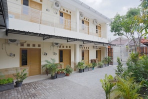 Lobby - Life Ethes Exclusive (Depok)
