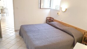 1 chambre, Wi-Fi, draps fournis