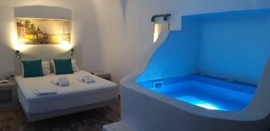 Casa tradicional, 1 quarto, banheira de imersão | Cofres nos quartos, individualmente decorados