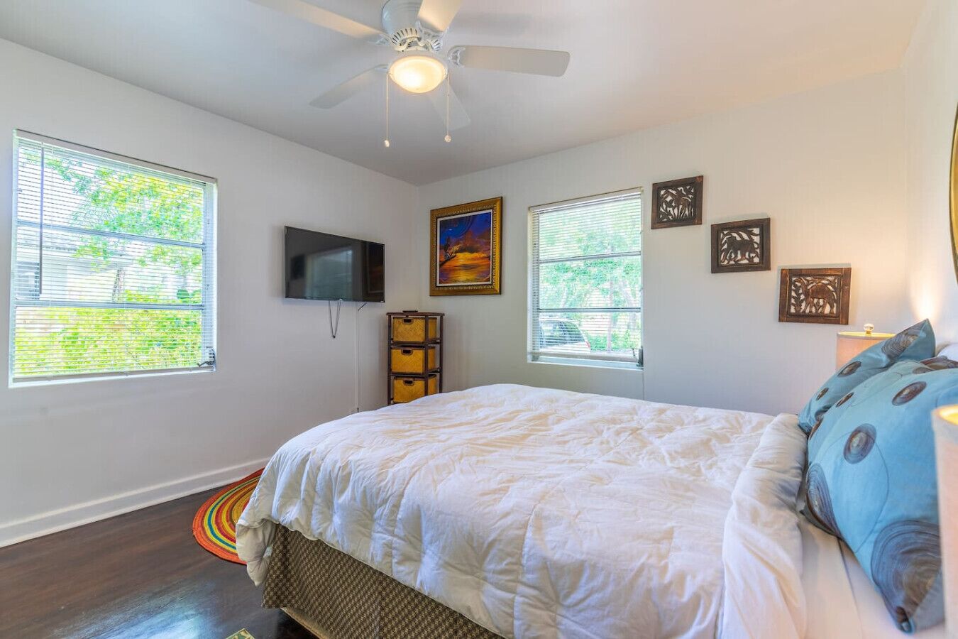 1 bedroom, desk, iron/ironing board, WiFi