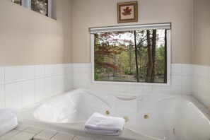 Bathroom - Leavenworth Vacation Homes Rio Grande Suite (Leavenworth)